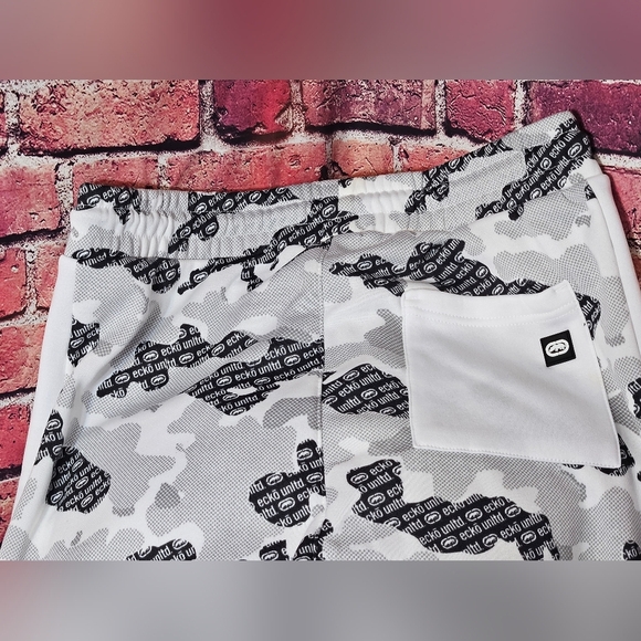 Ecko Unlimited Gray and White Camouflage Joggers Mens Size Large - Picture 10 of 10